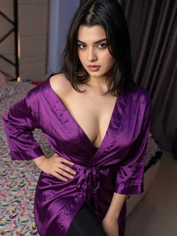 Raipur call girls hotel delivery